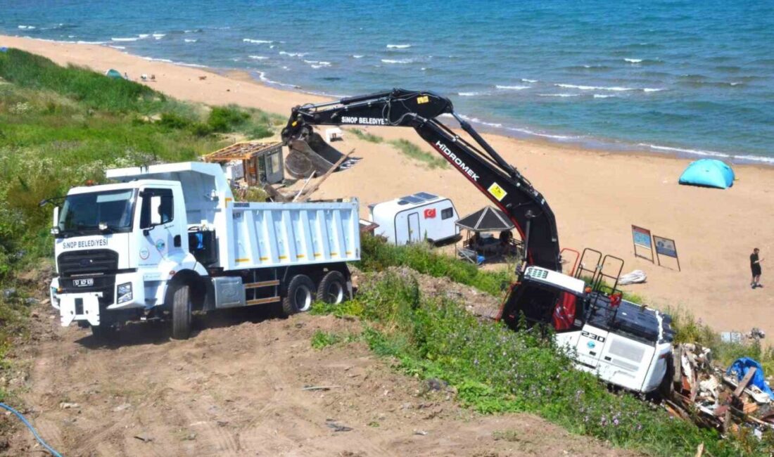 Sinop’ta, Kumkapı Sahili’nde uzun süredir polemiklere sebep olan kaçak yapılarla