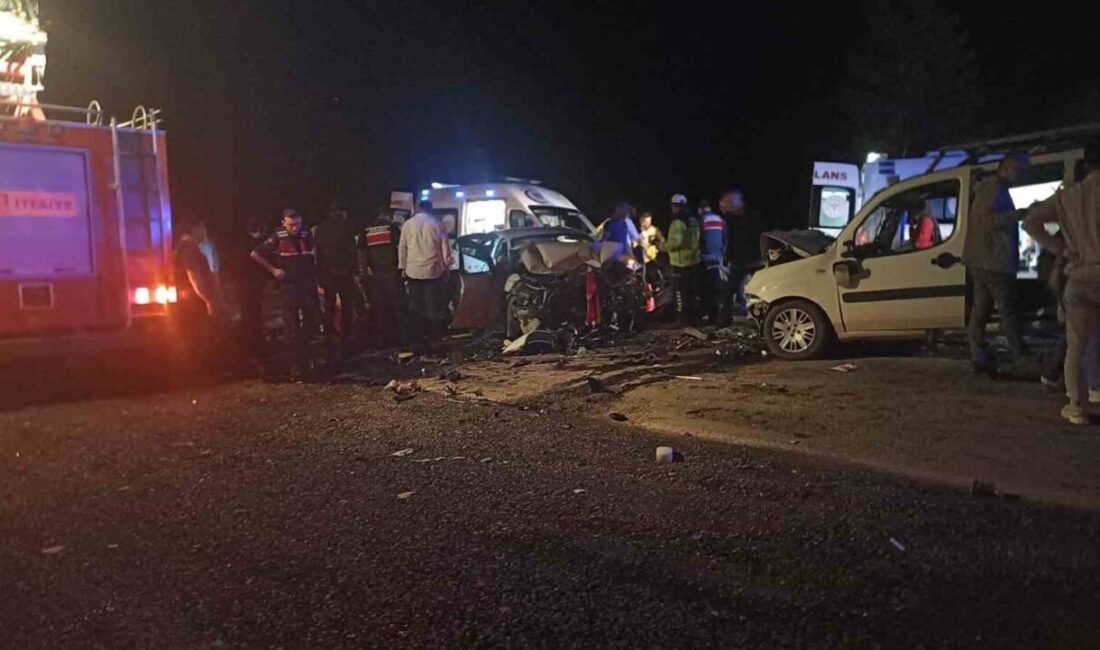 Sivas’ın Gürün ilçesine bağlı Konakpınar mevkisinde meydana gelen trafik kazasında,
