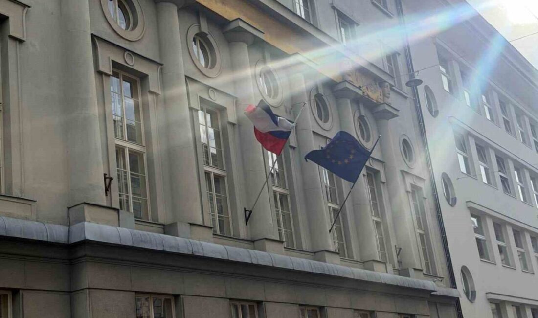Slovenya’da, İsrail yanlısı Başbakan Janez Jansa liderliğindeki yeni hükümet, göreve