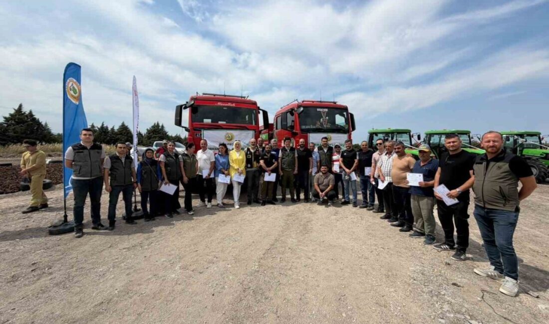 Soma’da, orman yangınlarıyla mücadele eden Soma Doğa Sporları ve Arama