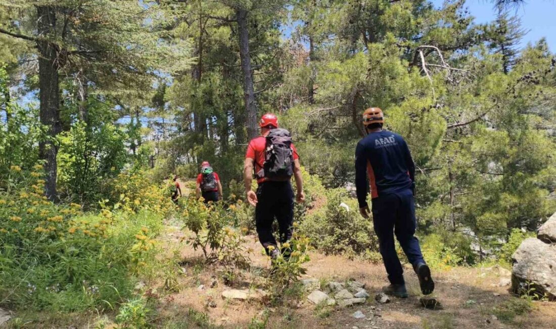 Antalya’da, sosyal medyada popüler hale gelen Kral Havuzu’nu ziyaret etmek