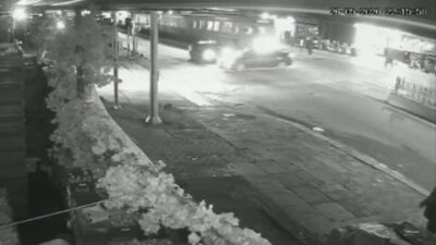 Sultangazi’de meydana gelen iki ayrı trafik kazasında toplam 3 kişi