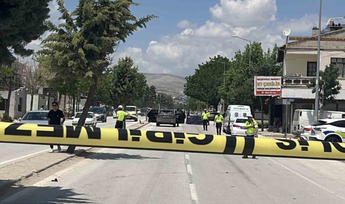 Konya’da bir yaya, merkez Selçuklu ilçesi Akıncılar Mahallesi Yeni Sille