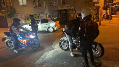 Eskişehir’de, Genez Sokak’ta vatandaşların araçlardan gelen yüksek sesli müzik ve