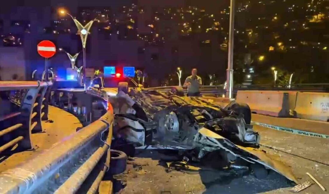 Zonguldak’ta yaşanan trafik kazasında, otomobilin direksiyon hakimiyetinin kaybedilmesi sonucu orta