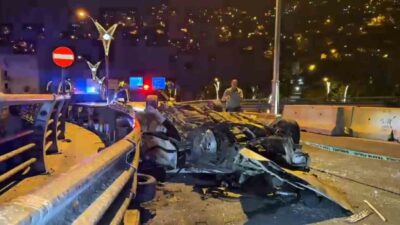 Zonguldak’ta yaşanan trafik kazasında, otomobilin direksiyon hakimiyetinin kaybedilmesi sonucu orta