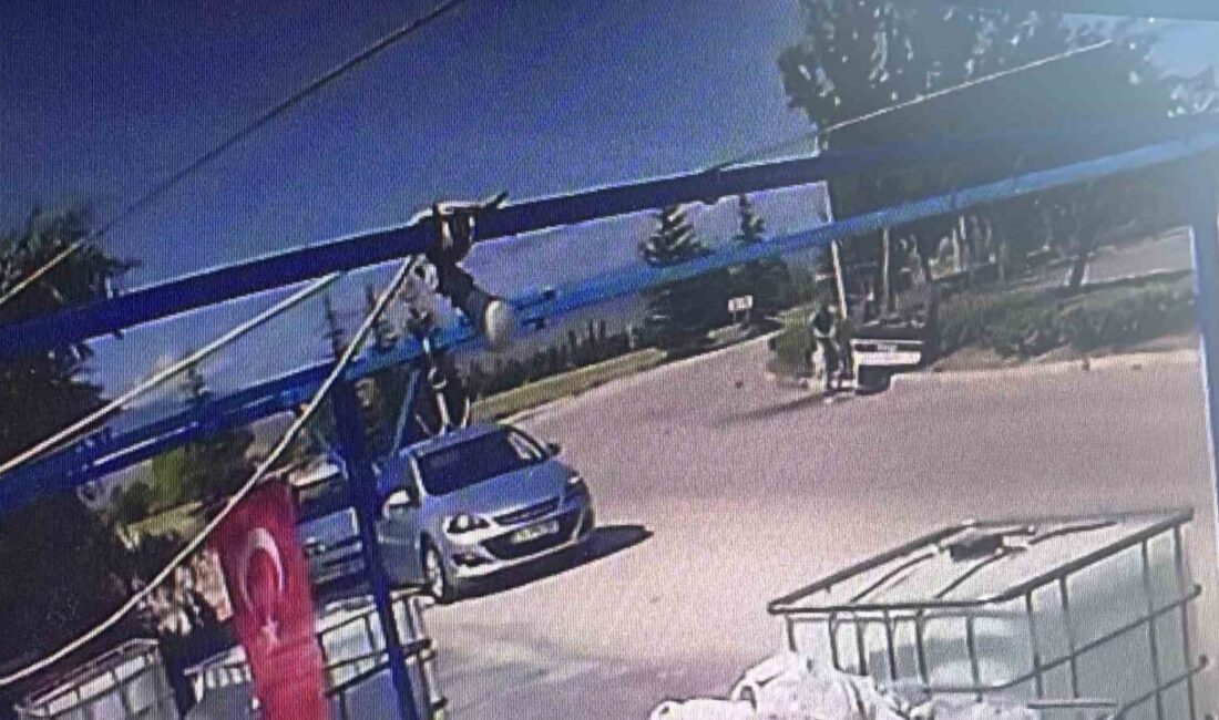 Eskişehir’de meydana gelen trafik kazasında, kontrolden çıkan bir aracın takla