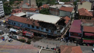 Tarihi Kayhan Çarşısı’nda meydana gelen yangının ardından 6 işletme zarara