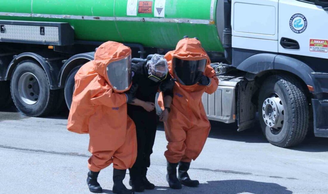 Eskişehir’de düzenlenen bir tatbikatta, senaryo gereği meydana gelen amonyak sızıntısı
