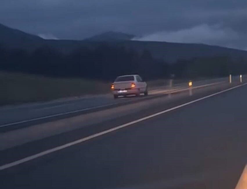 Karabük’ün Safranbolu ilçesinde yaşanan olayda, bir sürücü otomobiliyle kilometrelerce ters