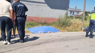 Mersin’in Tarsus ilçesinde, motosiklet sürücüsü ile tırın çarpışması sonucunda bir