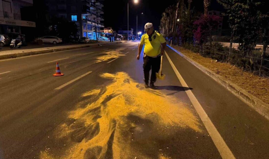 Antalya’nın Gazipaşa ilçesinde meydana gelen bir kaza sonrasında, yol üzerine