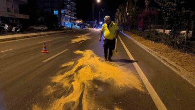 Antalya’nın Gazipaşa ilçesinde meydana gelen bir kaza sonrasında, yol üzerine