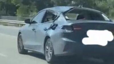 Eskişehir çevreyolu üzerinde Ankara istikametine doğru ilerleyen bir araç, tavanı