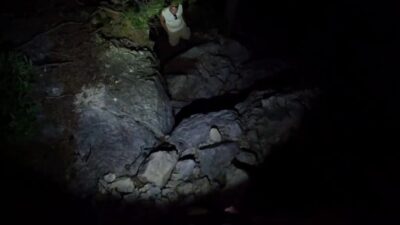 Antalya’da dağlık bir alanda yürüyüşe çıkan ve yolunu kaybeden bir