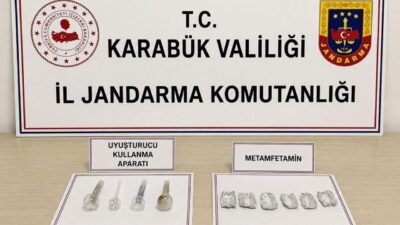 Karabük’te Jandarma ekipleri tarafından gerçekleştirilen uyuşturucu operasyonlarında sentetik hap ve