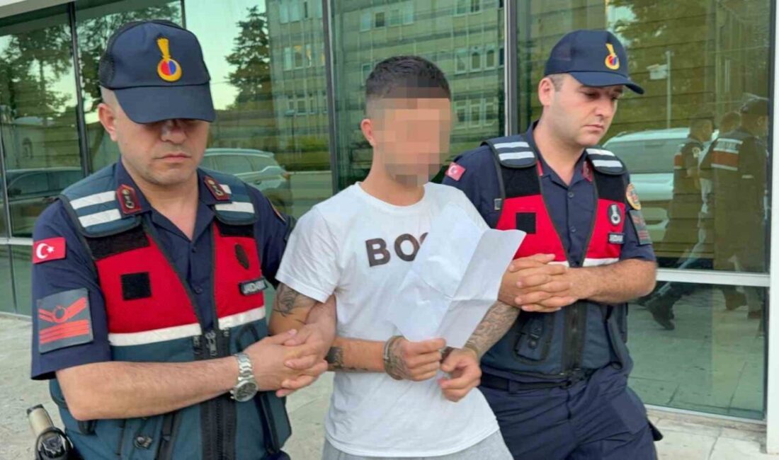 Atakum ilçesinde düzenlenen bir uyuşturucu operasyonunda yakalanan bir genç, mahkemeye