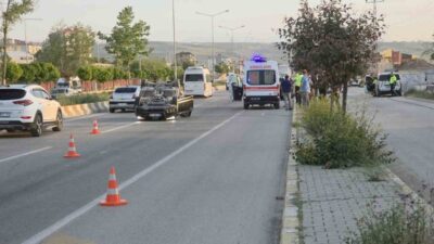 Van’ın Edremit ilçesinde, bir otomobilin takla atması sonucunda meydana gelen