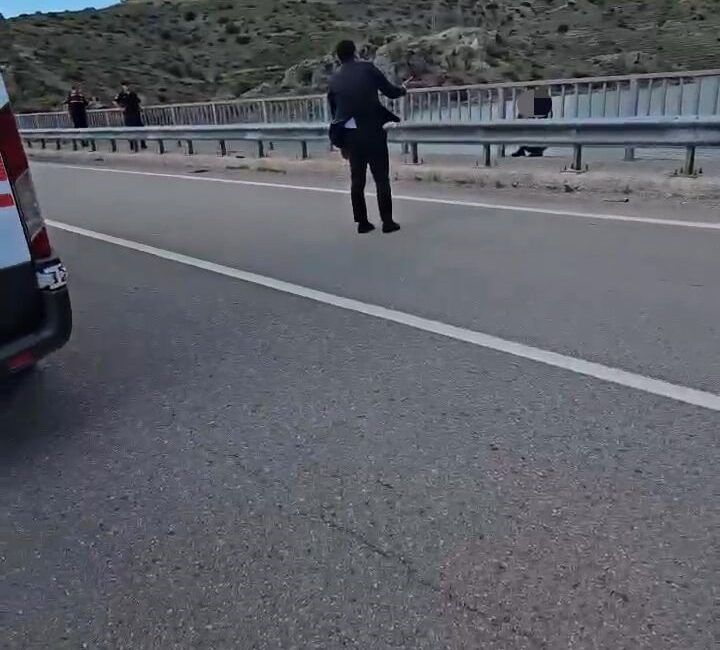 Felahiye ilçesindeki bir viyadükten Kızılırmak’a atlamak isteyen bir kişi, ilçe