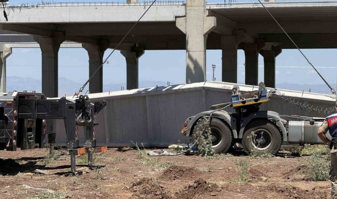 Diyarbakır’ın Kayapınar ilçesinde yaklaşık 15 ton ağırlığındaki beton blokların altında