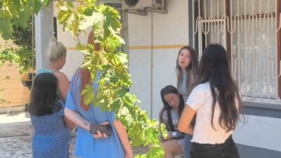 Antalya’da bir apartman dairesinde meydana gelen mutfak yangını paniğe neden