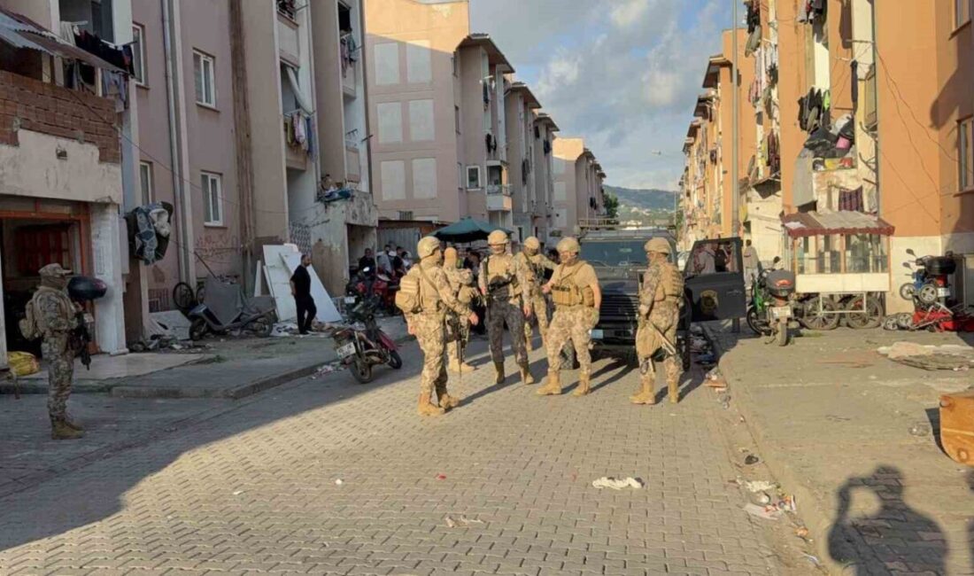 Samsun merkezli 7 ilde gerçekleştirilen eş zamanlı operasyonda 67 kişi,