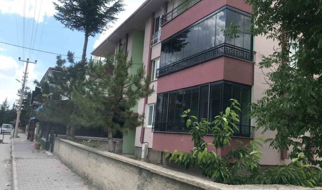 Konya’nın Ereğli ilçesinde kendi başına yaşayan 70 yaşındaki bir kadın,
