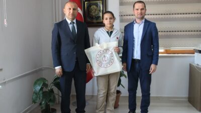 Millî Eğitim Bakanlığı tarafından yürütülen “Dilimizin Zenginlikleri Projesi” kapsamında düzenlenen