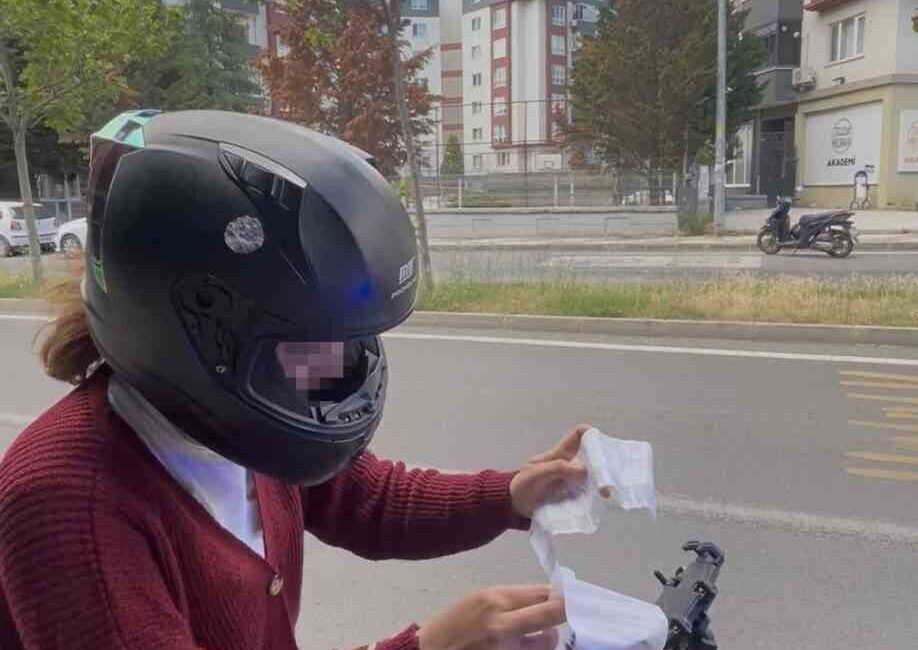 Tekirdağ’da, Şahin Trafik Ekibi tarafından durdurulan bir motosikletlinin, yetersiz ehliyetten