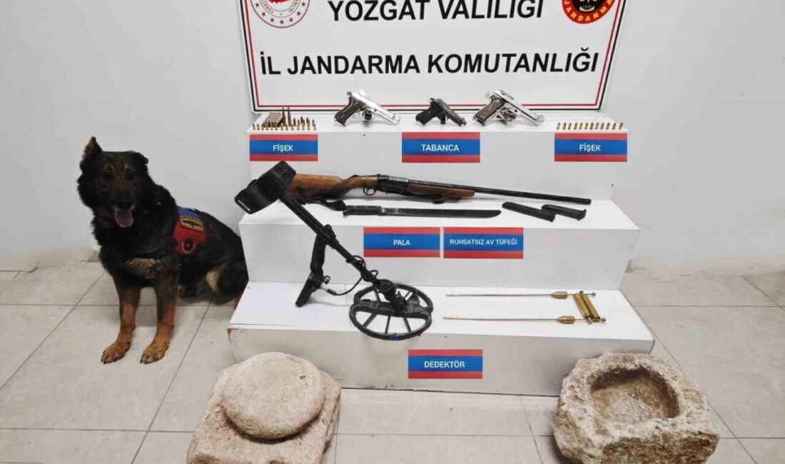 Boğazlıyan ilçesinde tarihi eserler ve ruhsatsız silahların bulunduğu adreslere operasyon