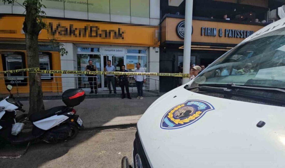 Zonguldak’ın Soğuksu semtinde bulunan bir banka şubesinde, evinin icradan satılığa