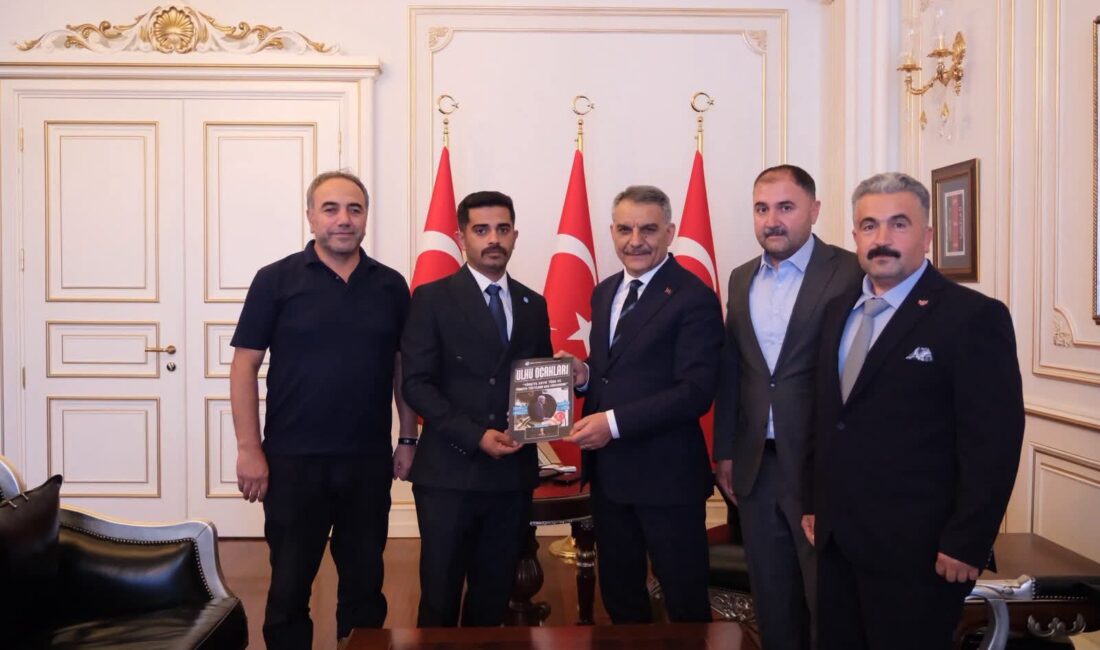 Çiçekdağı MHP İlçe Başkanı Mustafa Kılıçay ve Ülkü Ocakları Başkanı