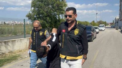 Adana’da seyir tepesinde üç kişiyi tabancayla öldürmek suçlamasıyla tutuklanan Osman