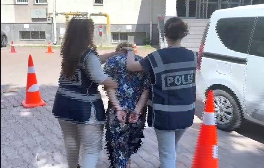 Kayseri’de polis ekipleri tarafından gerçekleştirilen operasyonda, hırsızlık suçundan 80 yıl