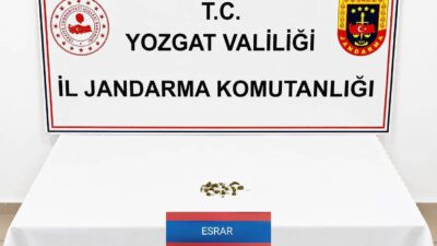 Yozgat’ta jandarma ekipleri tarafından düzenlenen uyuşturucu operasyonunda, bir şüphelinin üzerinde