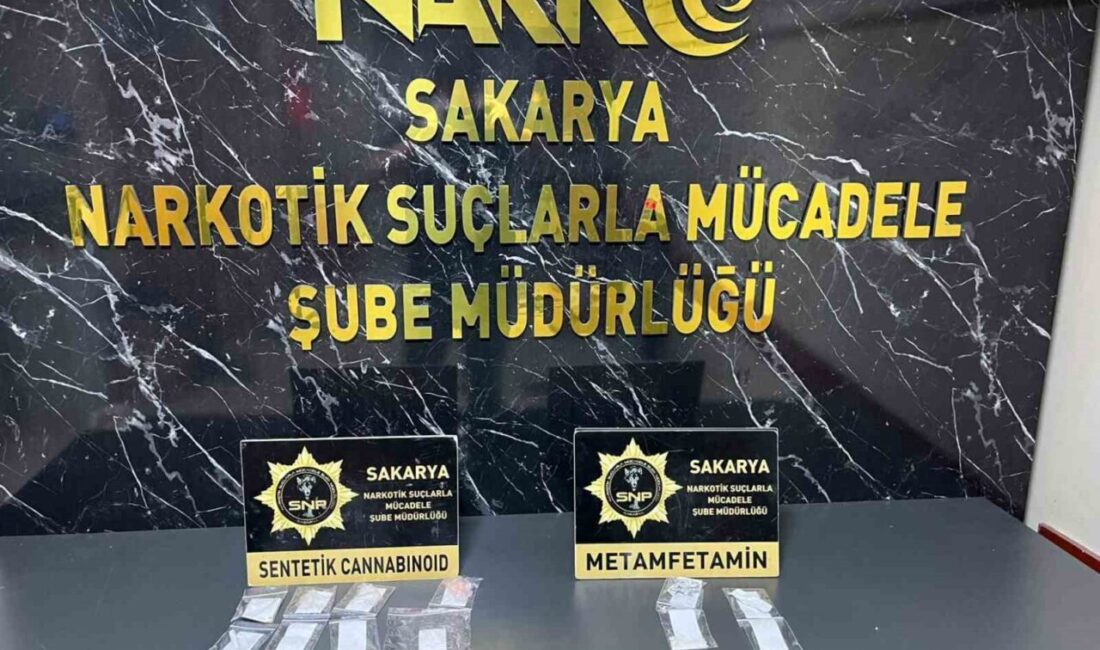 Sakarya ilinin Erenler ve Serdivan ilçelerinde gerçekleştirilen polis operasyonunda yaklaşık