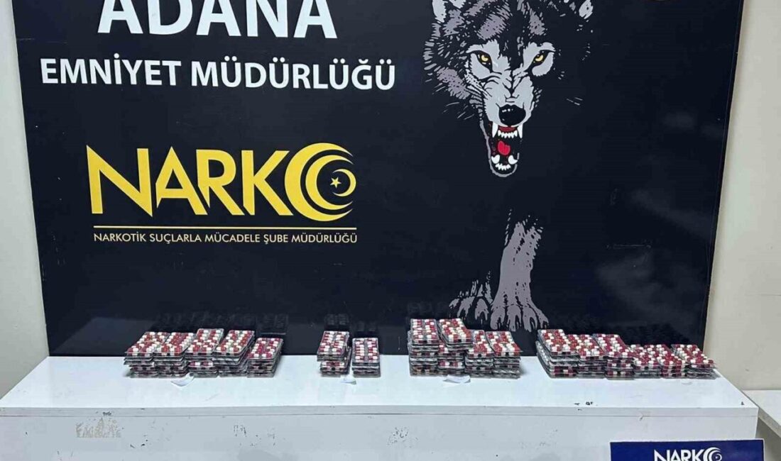 Adana’da Narkotik Polisi tarafından gerçekleştirilen operasyonlarda 3 mahallede 8 kişi
