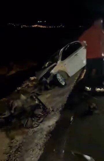 Adıyaman’ın Gölbaşı ilçesinde meydana gelen trafik kazasında, iki aracın çarpışması