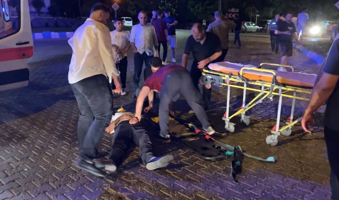 Adıyaman’ın Besni ilçesinde meydana gelen trafik kazasında 3 kişi yaralandı.