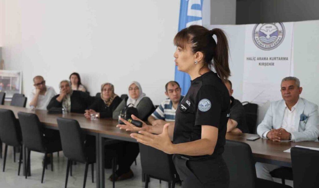 Kırşehir ilinde AFAD tarafından düzenlenen eğitimde özel bireyler, deprem, sel