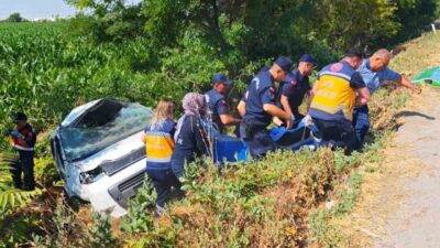Aksaray’da meydana gelen trafik kazasında 3 kişi hayatını kaybetti ve