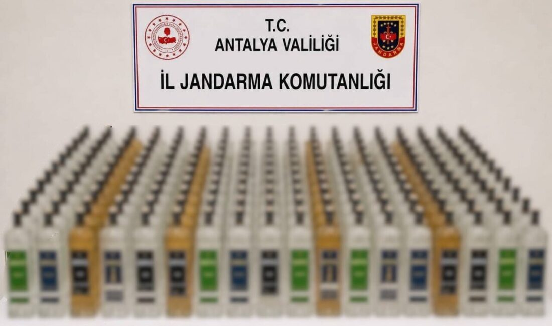 Antalya’da, jandarma ekipleri tarafından Alanya ve Manavgat ilçelerinde kaçak alkol