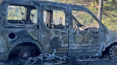 Alanya ilçesindeki çalılık alanda meydana gelen yangın, ekiplerin hızlı müdahalesiyle