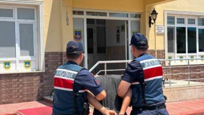 Alanya ilçesindeki bir işletmede yemek yedikten sonra jandarma personeli gibi