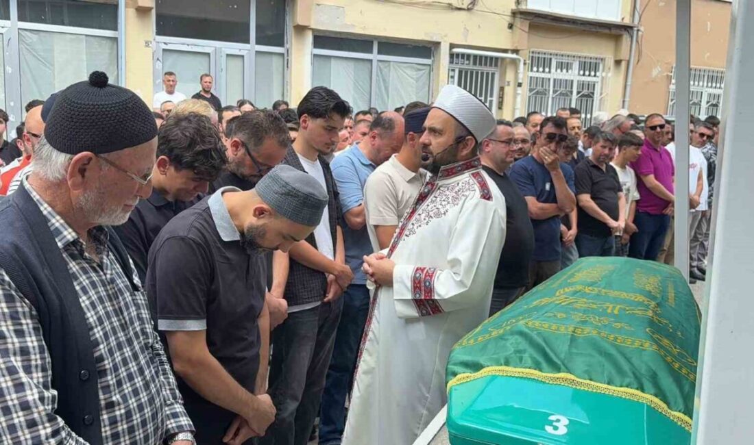 Alanya ilçesinde staj yaptığı otelin personel lojmanında çıkan yangında ağır