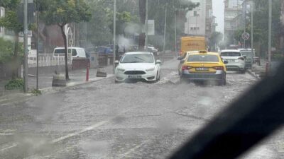 Amasra’da Şiddetli Yağış Hayatı Felç Etti Bartın’ın gözde turistik ilçesi