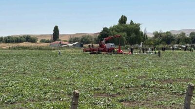Ankara’nın Sincan ilçesinde R-44 tipi eğitim helikopterinin düşmesi sonucu meydana