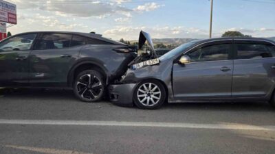 Ankara’nın Elmadağ ilçesinde dün akşam meydana gelen zincirleme trafik kazasında