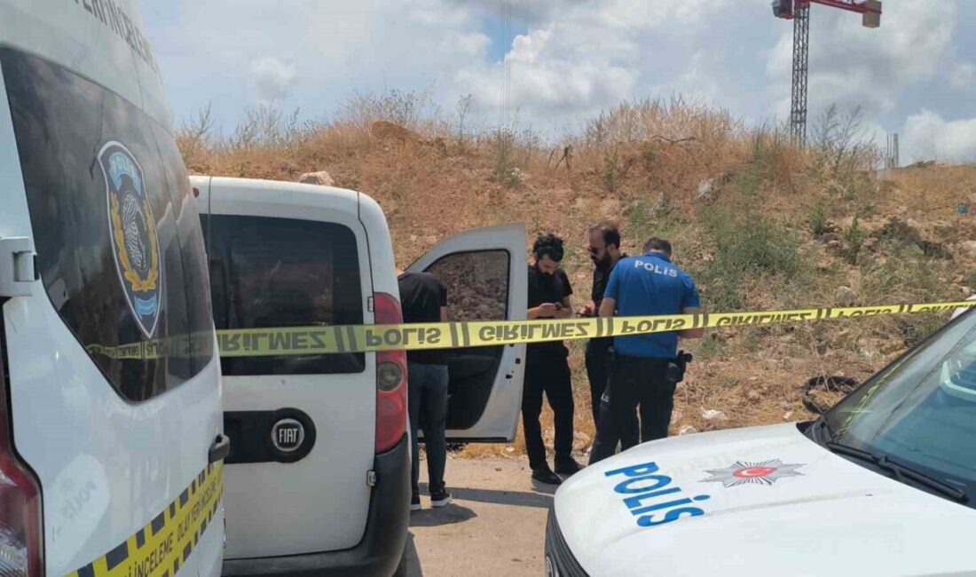 Antalya’nın Kepez ilçesinde, bir adam ağabeyiyle telefonda konuştuktan sonra intihar