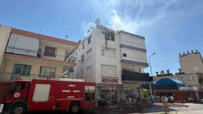 Serik ilçesinde, Kökez Mahallesi Cumhuriyet Caddesi’ndeki 3 katlı bir binada